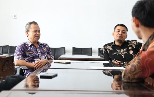 Kabag Persidangan : Ingatkan Tim Kreatif DPRD Sumbar Terus Kembangkan Pemanfaatan IT Dalam Pelayan Publik