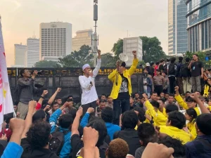 Demo Dua Tahun Prabowo-Gibran, Jaga Demokrasi Tetap Damai dan Tertib Demo Dua Tahun Prabowo-Gibran, Jaga Demokrasi Tetap Damai dan Tertib